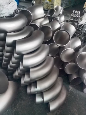 Astm A403 / A403m ইস্পাত জোড় কনুই Wp304 Wp316 দীর্ঘ ব্যাসার্ধ 6 ইঞ্চি Sch80