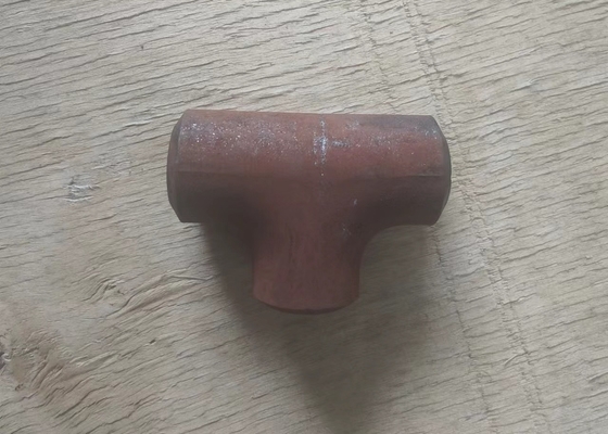 ASME B16.9 কার্বন স্টিল রিডুসিং Tee Sch40 ASTM A234 Wpb বাট ওয়েল্ড টি