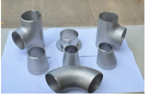 ASME B16.9 A234WPB কার্বন স্টিল রিডুসিং Tee DIN2615 বাট ওয়েল্ড অ্যান্টি রাস্ট অয়েল