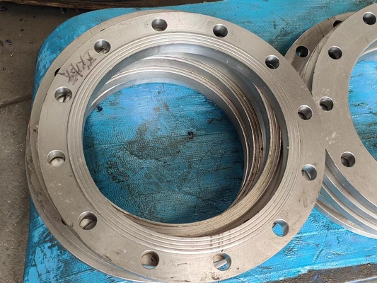 Ansi En Gost 20 ইস্পাত নকল ফ্ল্যাঞ্জ Pn10 Pn16 Pn25 Pn40 পরিধান প্রতিরোধের