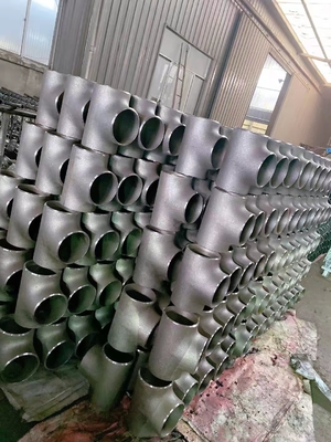 Q235 Q215 কার্বন স্টিল টি ANSI A234 WPB 1/8&quot; থেকে 2&quot; গরম গ্যালভানাইজিং