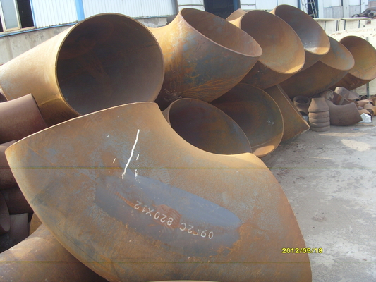 DN820*12mm জোড় কনুই হালকা ইস্পাত 22mm কালো পেইন্টিং পালিশ